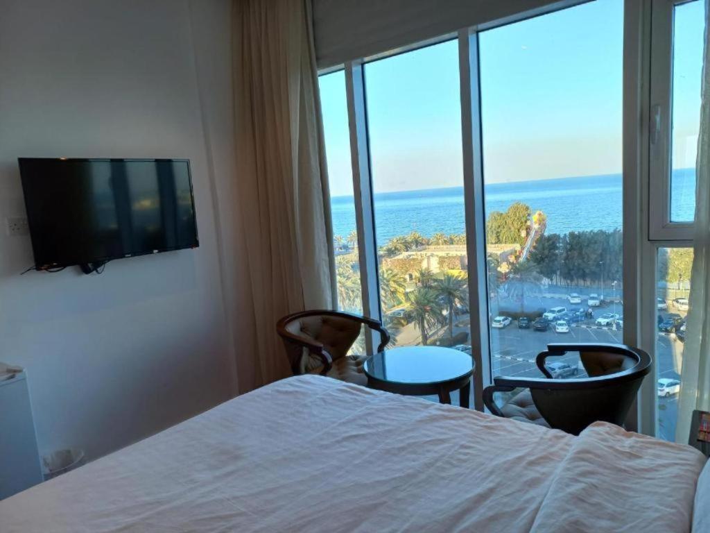 Gulf Blue Waves أمواج الخليج الزرقاء Hotell Kuwait City Exteriör bild